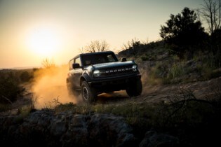 2021 Ford Bronco™ 2-door Area 51 Black Diamond™ 